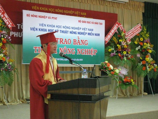 Lễ trao bằng Tiến Sĩ Nông nghiệp