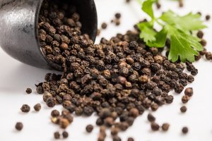 TT hạt ti&ecirc;u ng&agrave;y 23/02: Gi&aacute; giữ vững mốc 54.500 đồng/kg sau phi&ecirc;n tăng mạnh