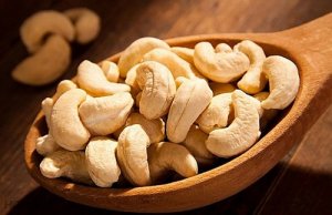 Xuất khẩu hạt điều dự b&aacute;o tăng trưởng khả quan trong qu&yacute; III/2021