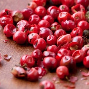 TT hạt ti&ecirc;u ng&agrave;y 09/12: Gi&aacute; tại c&aacute;c v&ugrave;ng nguy&ecirc;n liệu giảm th&ecirc;m 500 đồng/kg