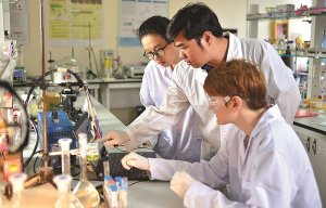 Giải ph&aacute;p ngăn chặn chảy m&aacute;u chất x&aacute;m: Phải được triển khai ở tầm quốc gia