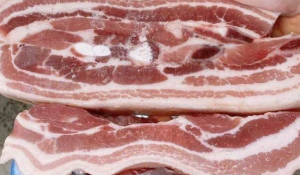 Việt Nam nhập thịt v&agrave; phụ phẩm nhiều kỷ lục