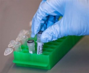 T&igrave;m ra phương ph&aacute;p "phẫu thuật" tr&ecirc;n DNA, chỉnh sửa c&aacute;c gene bị lỗi
