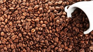 Gi&aacute; c&agrave; ph&ecirc; h&ocirc;m nay 15/8: Thị trường ổn định