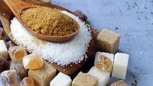 Dự b&aacute;o gi&aacute; đường thế giới sụt giảm 8% trong năm 2021
