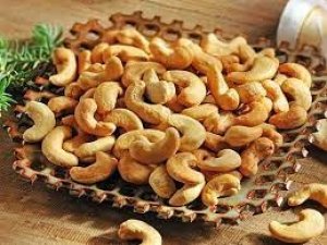 Xuất khẩu hạt điều 5 th&aacute;ng năm 2023 tăng nhẹ