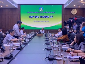 Ch&iacute;n th&aacute;ng năm 2022, ng&agrave;nh n&ocirc;ng nghiệp tăng trưởng mạnh