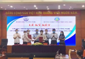 Khoa học v&agrave; c&ocirc;ng nghệ g&oacute;p phần quan trọng v&agrave;o tăng trưởng ng&agrave;nh n&ocirc;ng nghiệp 