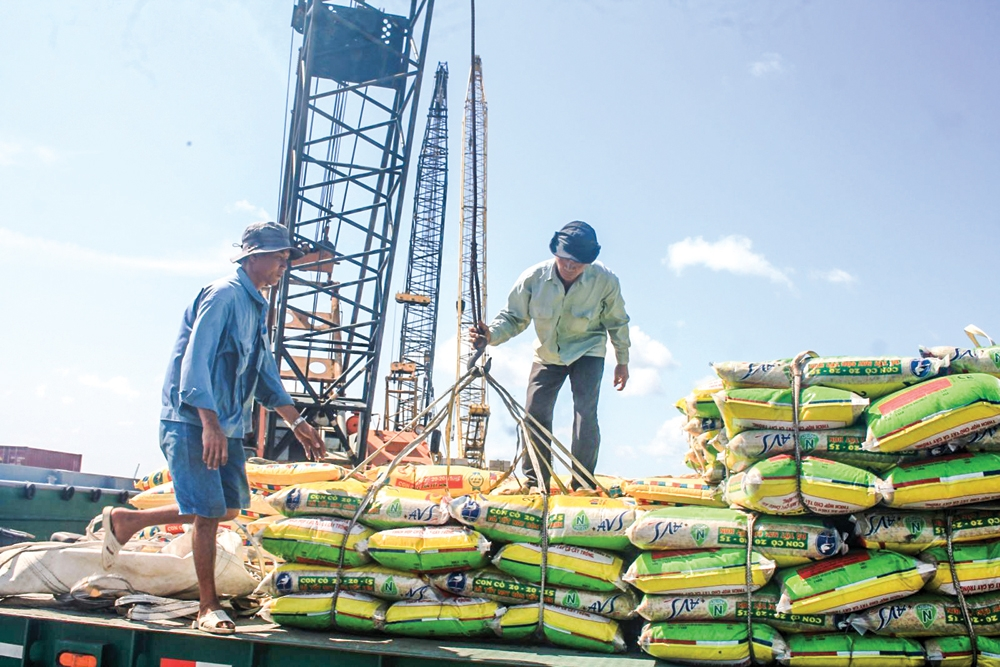 Ng&agrave;nh thực phẩm &ldquo;gồng m&igrave;nh&rdquo; trong b&atilde;o chi ph&iacute;, chuyển trục sang cuộc đua gi&aacute; trị