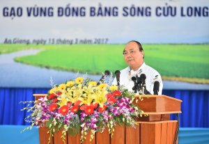 Thủ tướng Nguyễn Xuân Phúc: Phải dựa vào dân, vào khoa học công nghệ để phát triển nông nghiệp, nông thôn
