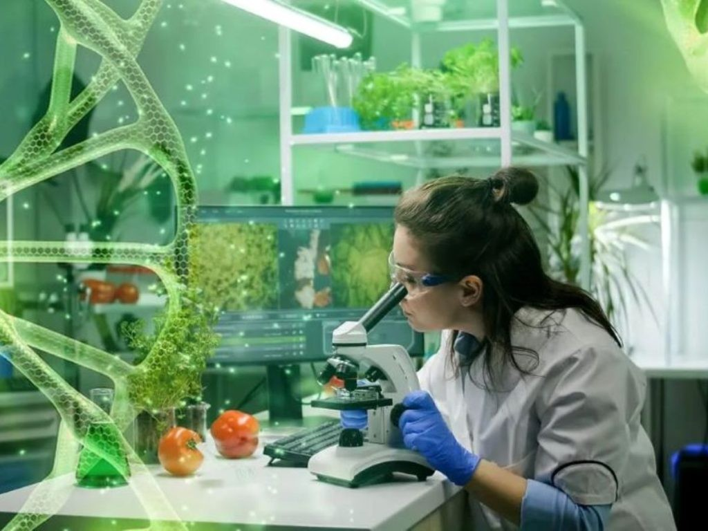 Ph&aacute;t triển c&ocirc;ng nghiệp sinh học, thay thế tối thiểu 50% sản phẩm nhập khẩu