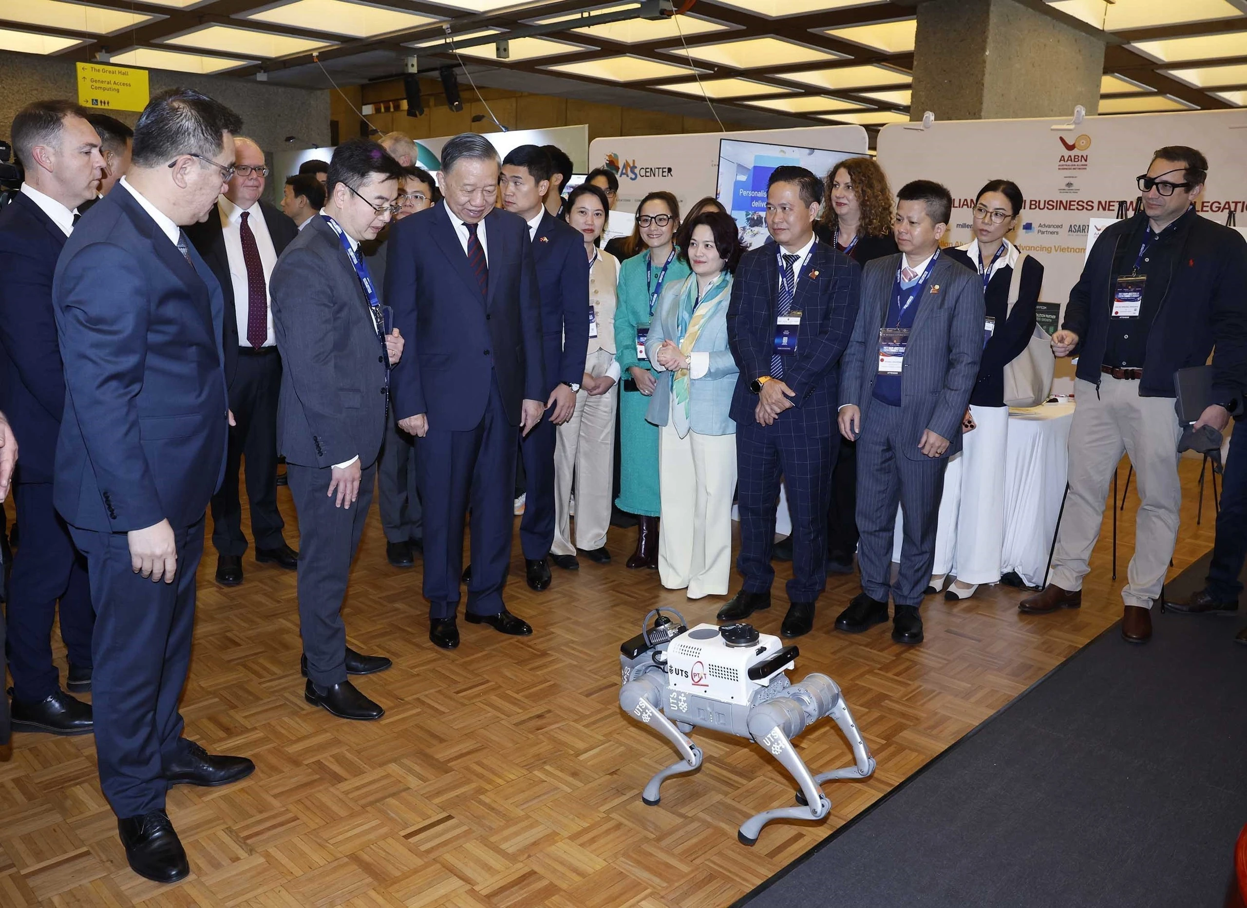Ph&aacute;t triển nguồn nh&acirc;n lực chất lượng cao đ&aacute;p ứng y&ecirc;u cầu chuyển đổi số ở Việt Nam