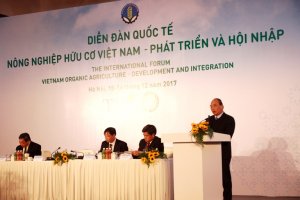 Ph&aacute;t triển n&ocirc;ng nghiệp hữu cơ cần b&agrave;i bản, khoa học